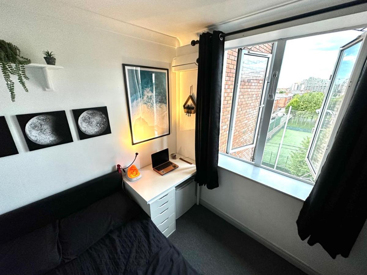 Privatunterkunft Custom House, 1 Room, 1 *
